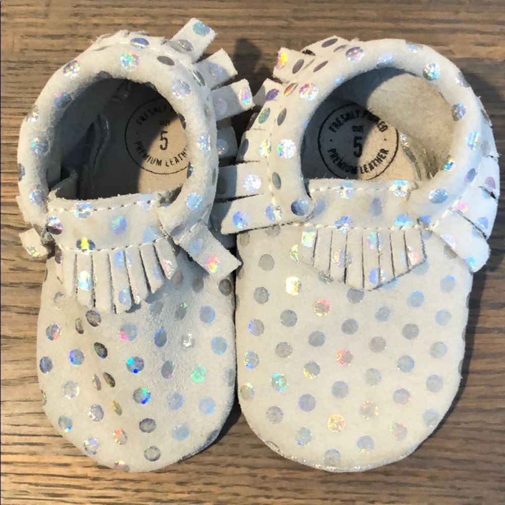 Freshly Picked, hologram dots.